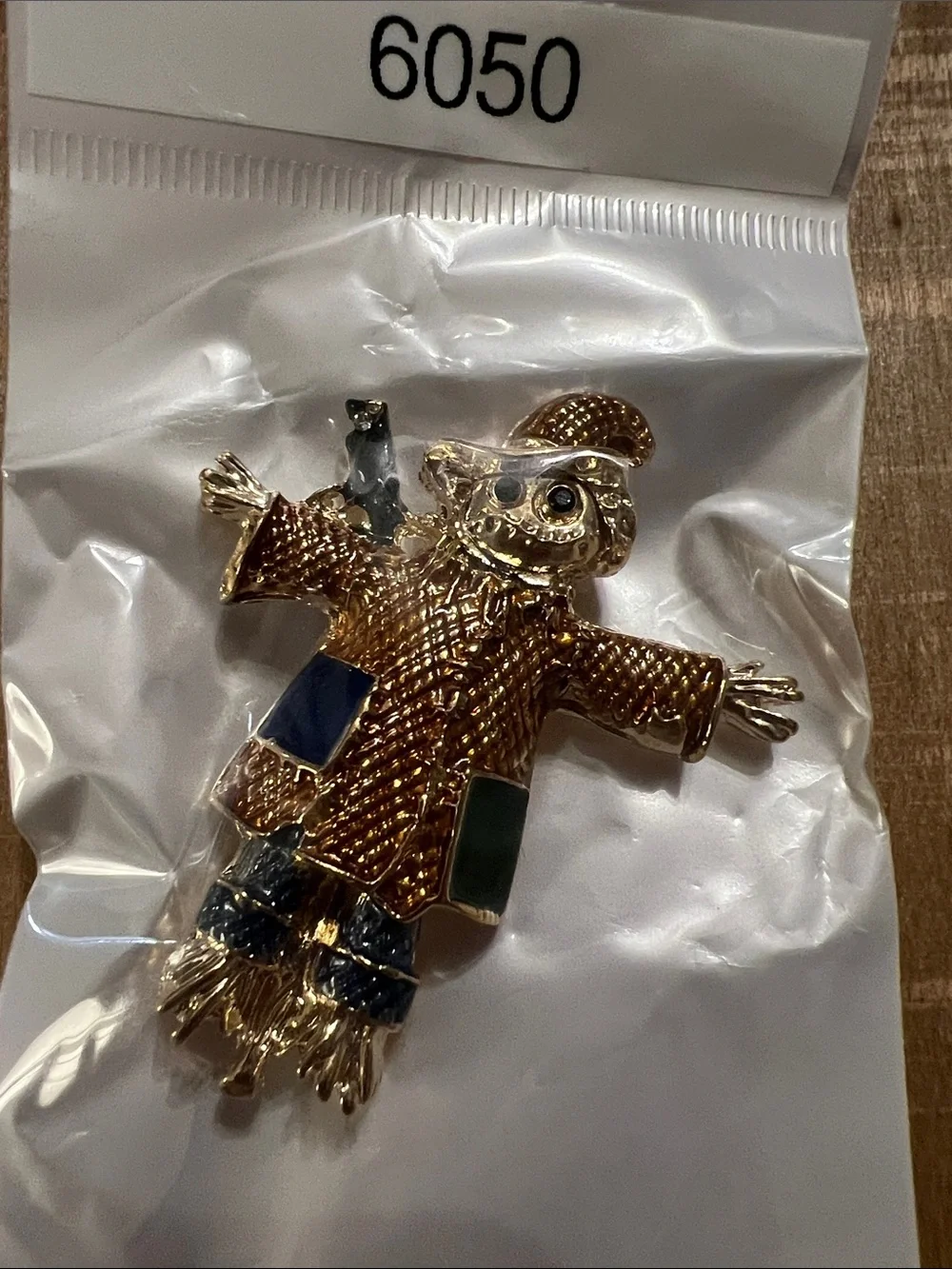 3/$18 Gold Scarecrow Decorative Pin with Blue and Green Accents Lot 6050